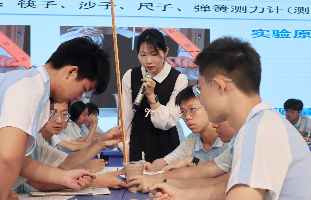 凝“青”聚力  “研”以致远 | 信阳高中举行2025年青年教师教研活动