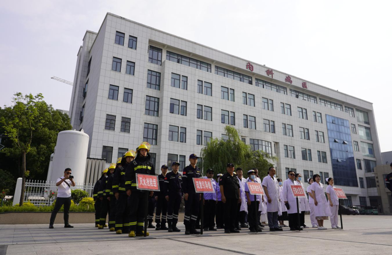 淮滨县组织开展人员密集场所应急救援逃生演练