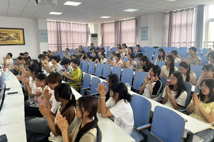 浉河区妇幼保健院副院长胡光明受邀赴信阳师范大学开展中医专题讲座