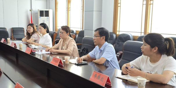 桐柏县与浉河区疾控中心联合举办发热伴血小板减少综合征防控工作交流会