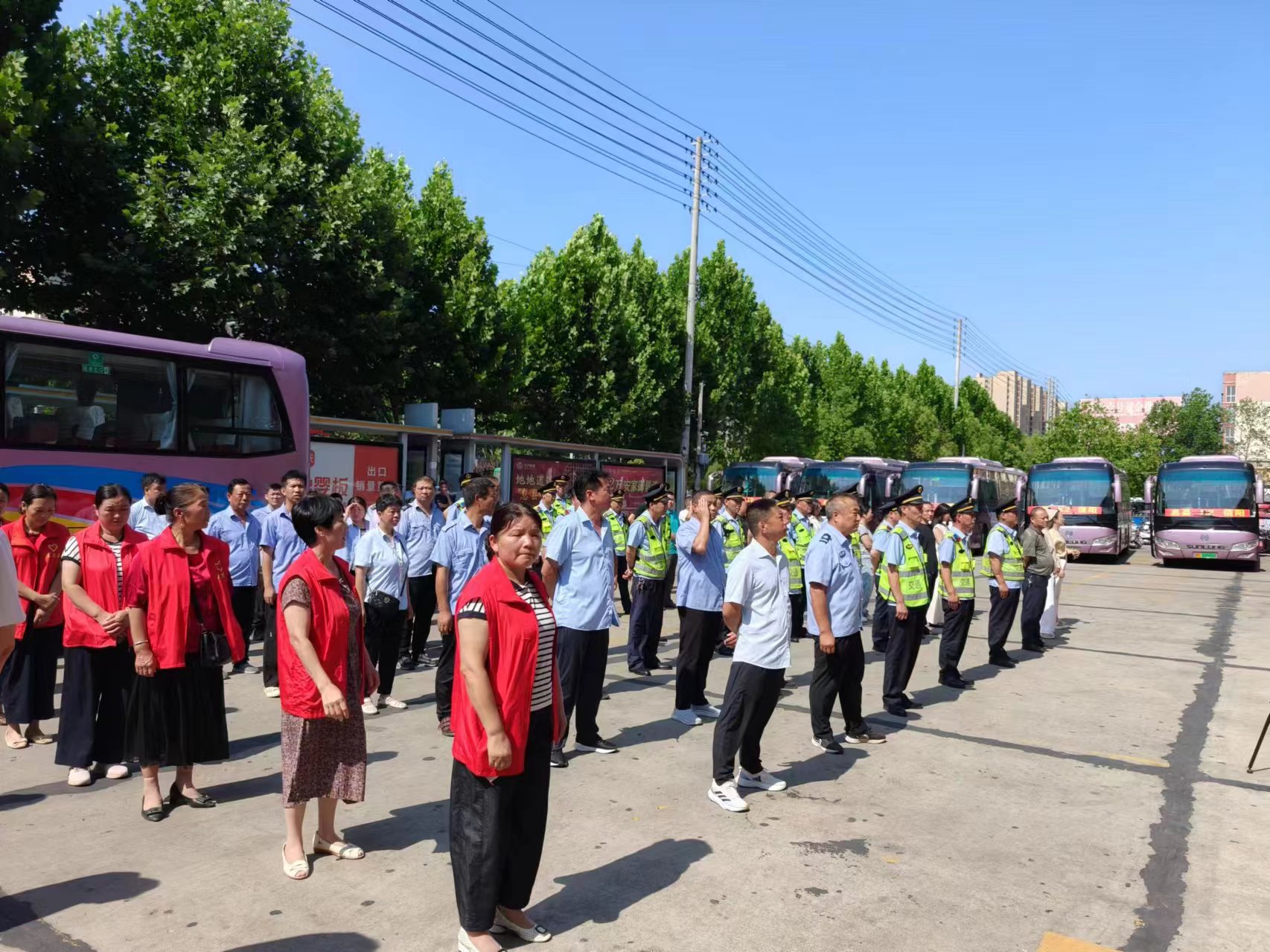 信阳—息县K2路城际公交正式开通
