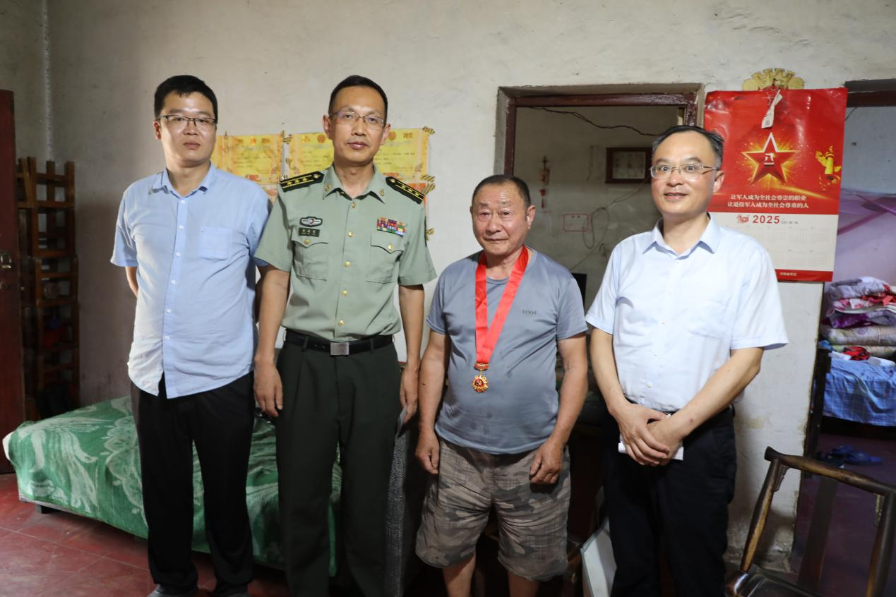 学思践悟强根基,薪火相传守初心——震雷山街道开展系列主题活动庆祝“七一” 学思践悟强根基,薪火相传守初心——震雷山街道开展系列主题活动庆祝“七一”