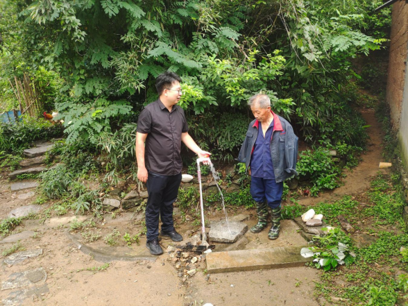 新县审计：开门教育办实事 涓涓清流润心田