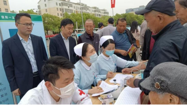 信阳市启动第37个爱国卫生月大型宣传活动