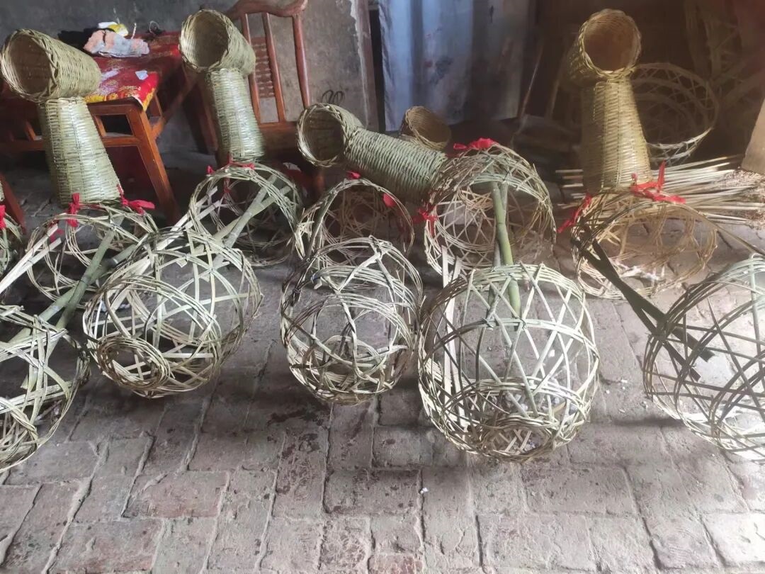 信阳竹马舞 信阳竹马舞