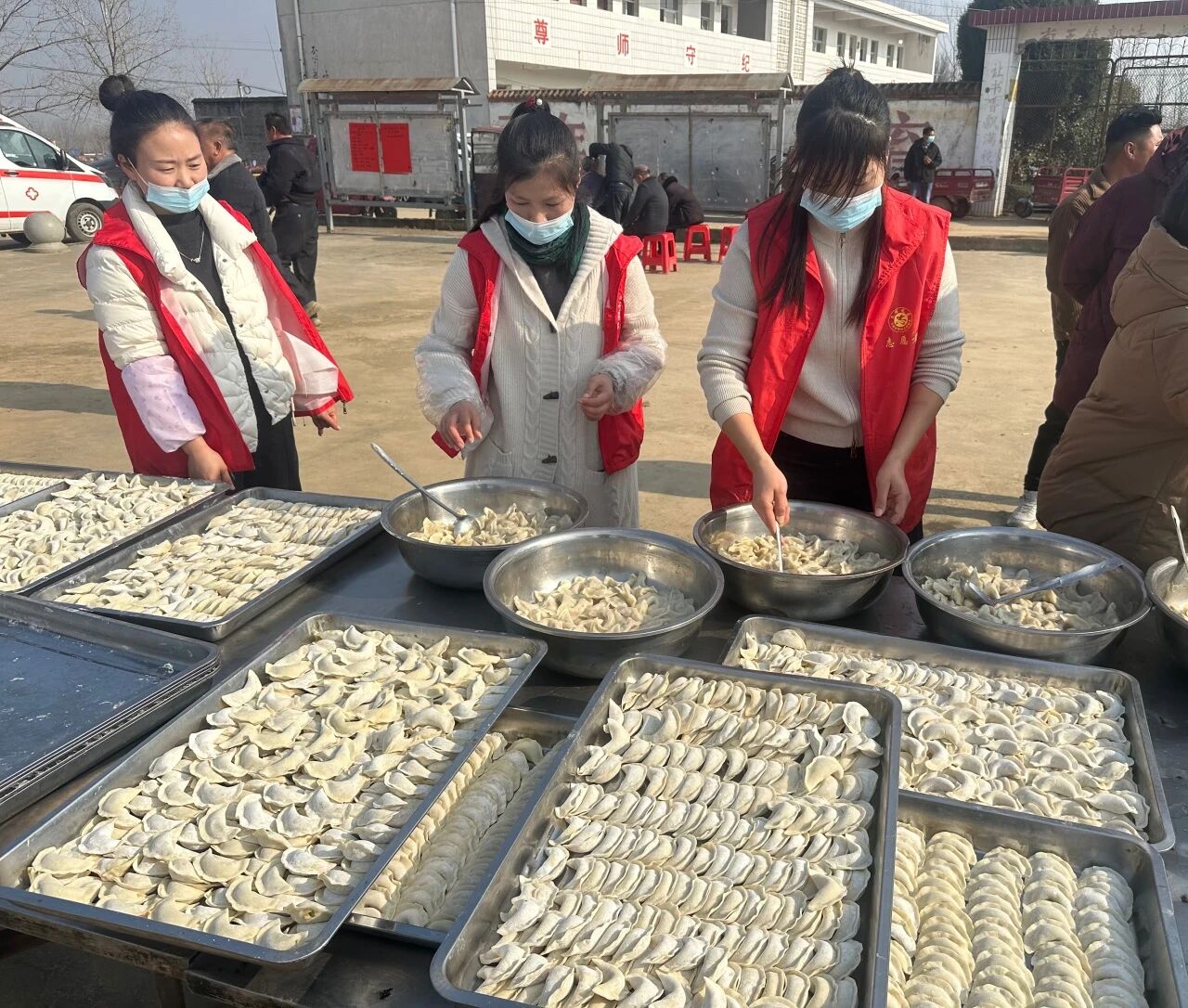 肖王镇郭洼村开展孝善敬老饺子宴活动 肖王镇郭洼村开展孝善敬老饺子宴活动