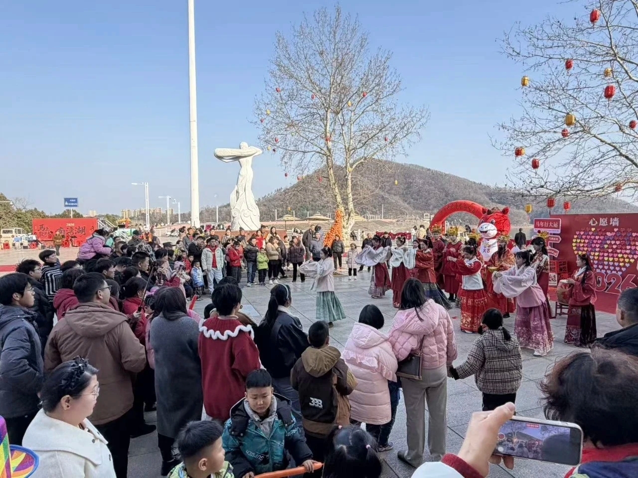 茶香贺新春 欢乐信阳年——2026年春节假期信阳文旅市场情况综述