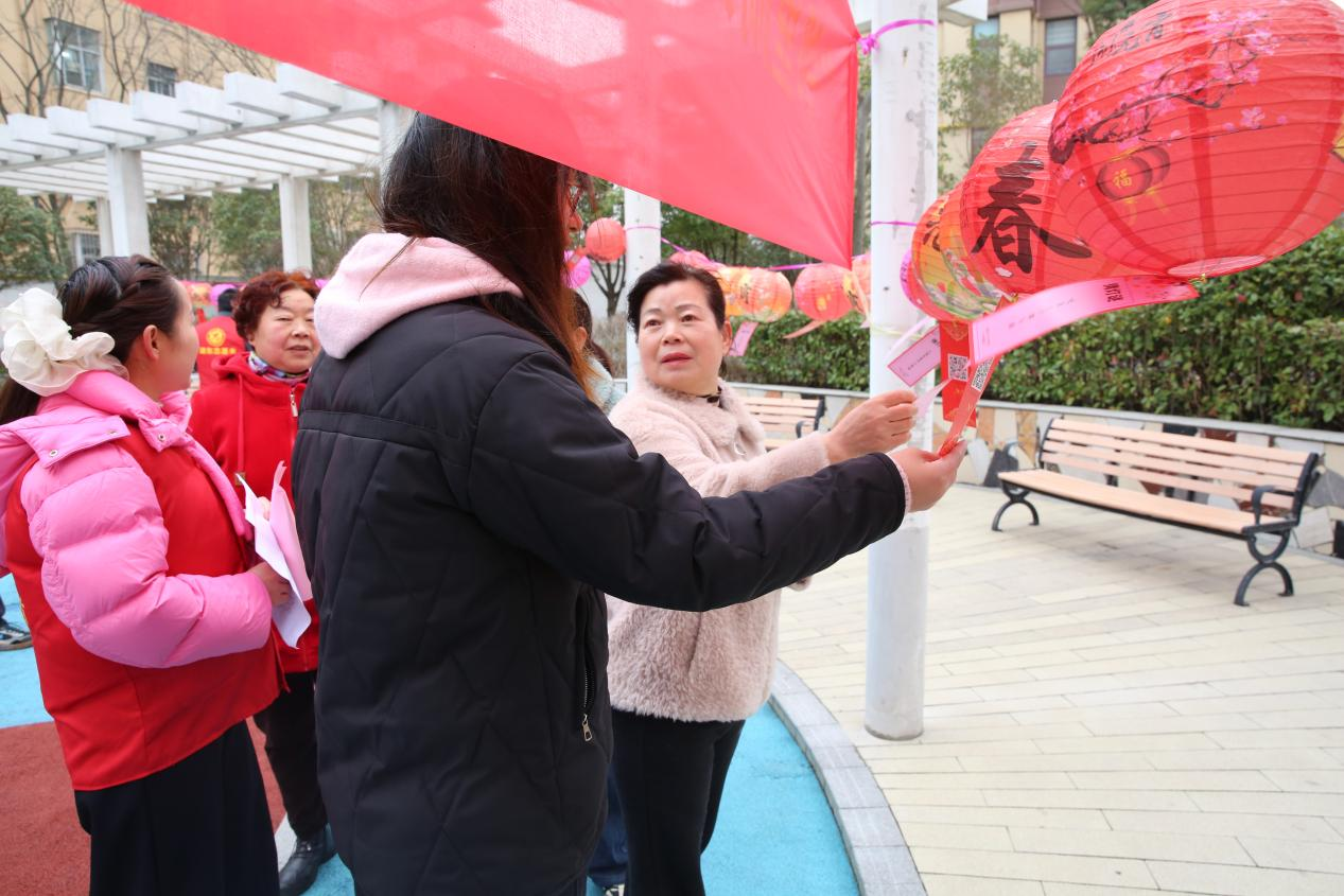 邻里闹元宵 同心共团圆 ——市审计局联合京深社区开展元宵节主题活动