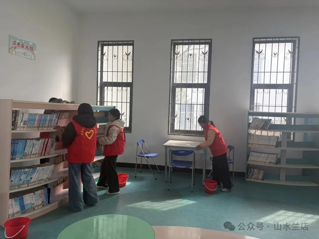 践行雷锋精神 美化阅读环境——兰店街道筹建处开展“学雷锋 我行动”文明实践主题活动 践行雷锋精神 美化阅读环境——兰店街道筹建处开展“学雷锋 我行动”文明实践主题活动