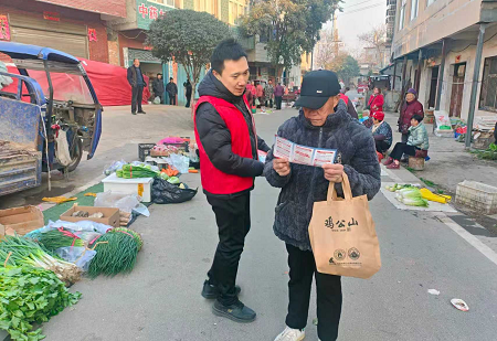 信阳市平桥区珍珠路街道办事处：开展“讲政策 保安全”文明实践主题活动