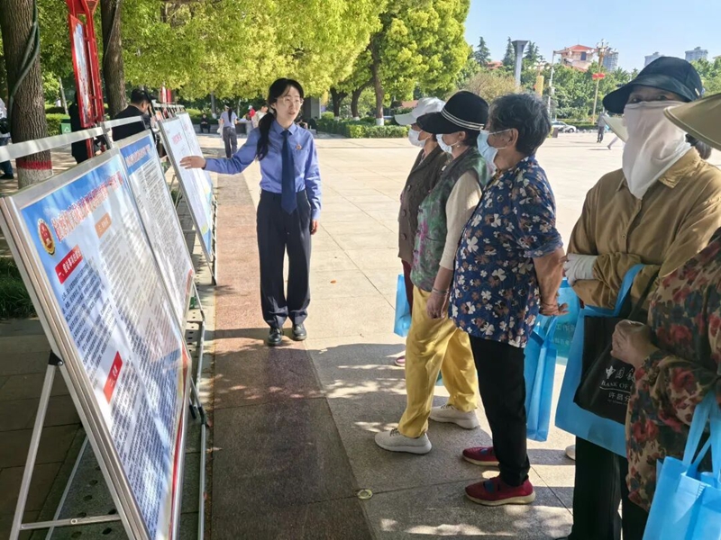 河南开展《信访工作条例》实施四周年集中宣传活动 河南开展《信访工作条例》实施四周年集中宣传活动
