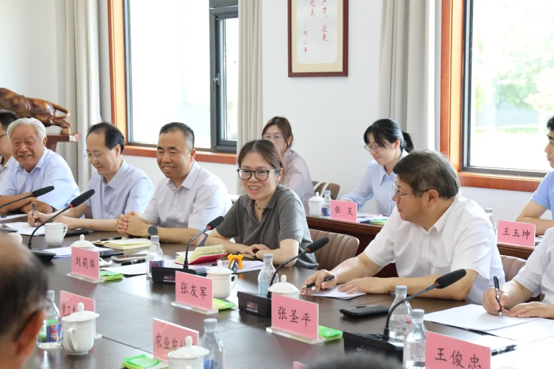 农业农村部种业管理司到我省调研蔬菜种业发展