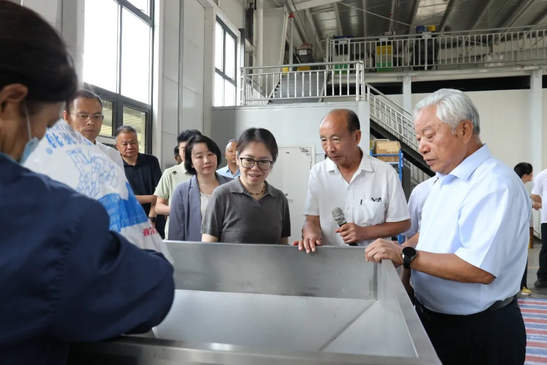 农业农村部种业管理司到我省调研蔬菜种业发展