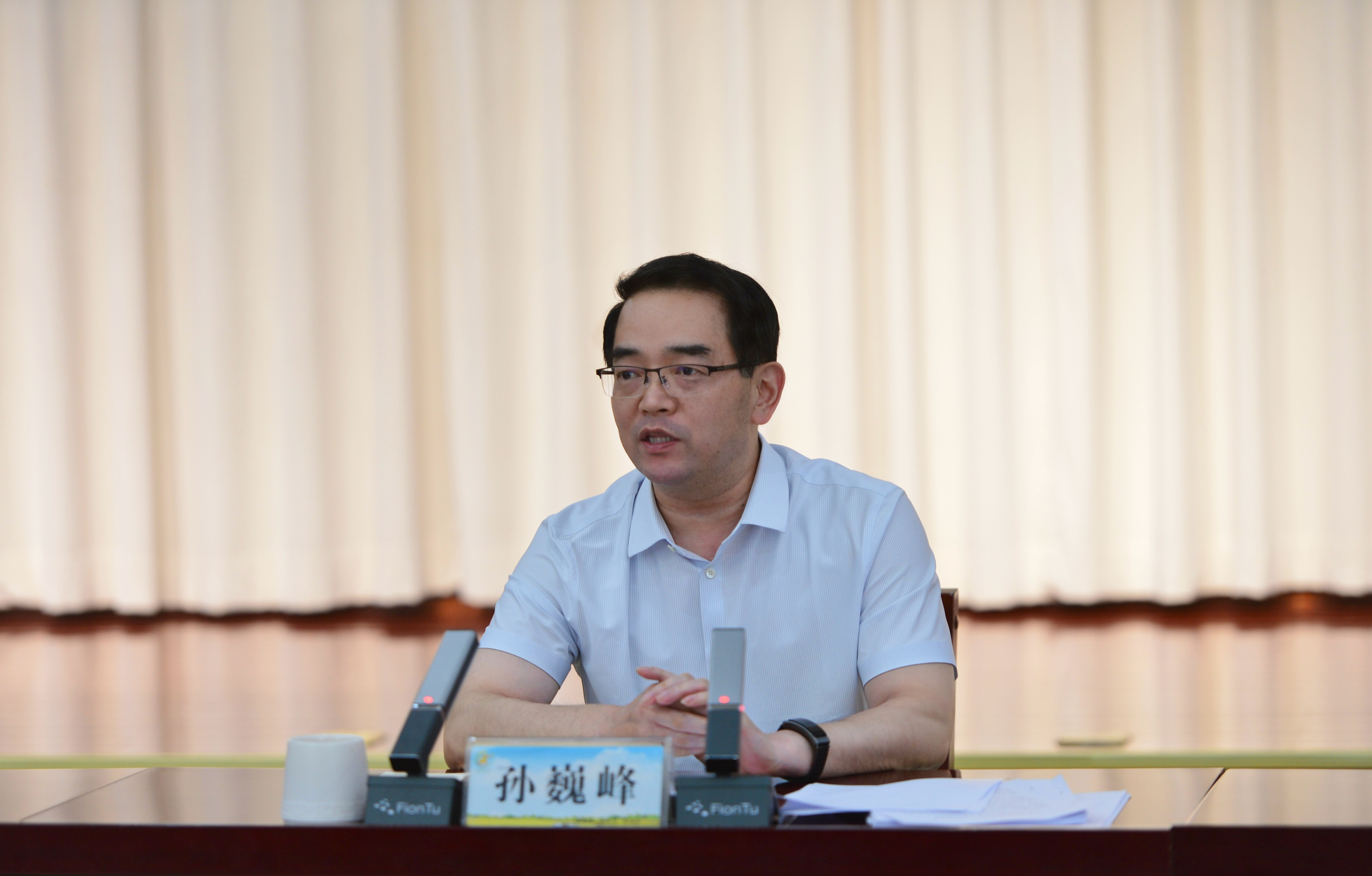 省农业农村厅党组理论学习中心组举行树立和践行正确政绩观集体学习研讨
