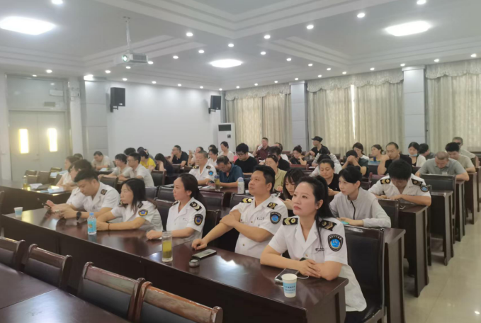 以训促能强队伍 持证监管提质效—— 浉河区疾控中心（卫生监督所）开展2026年卫生监督协管员培训暨换证工作