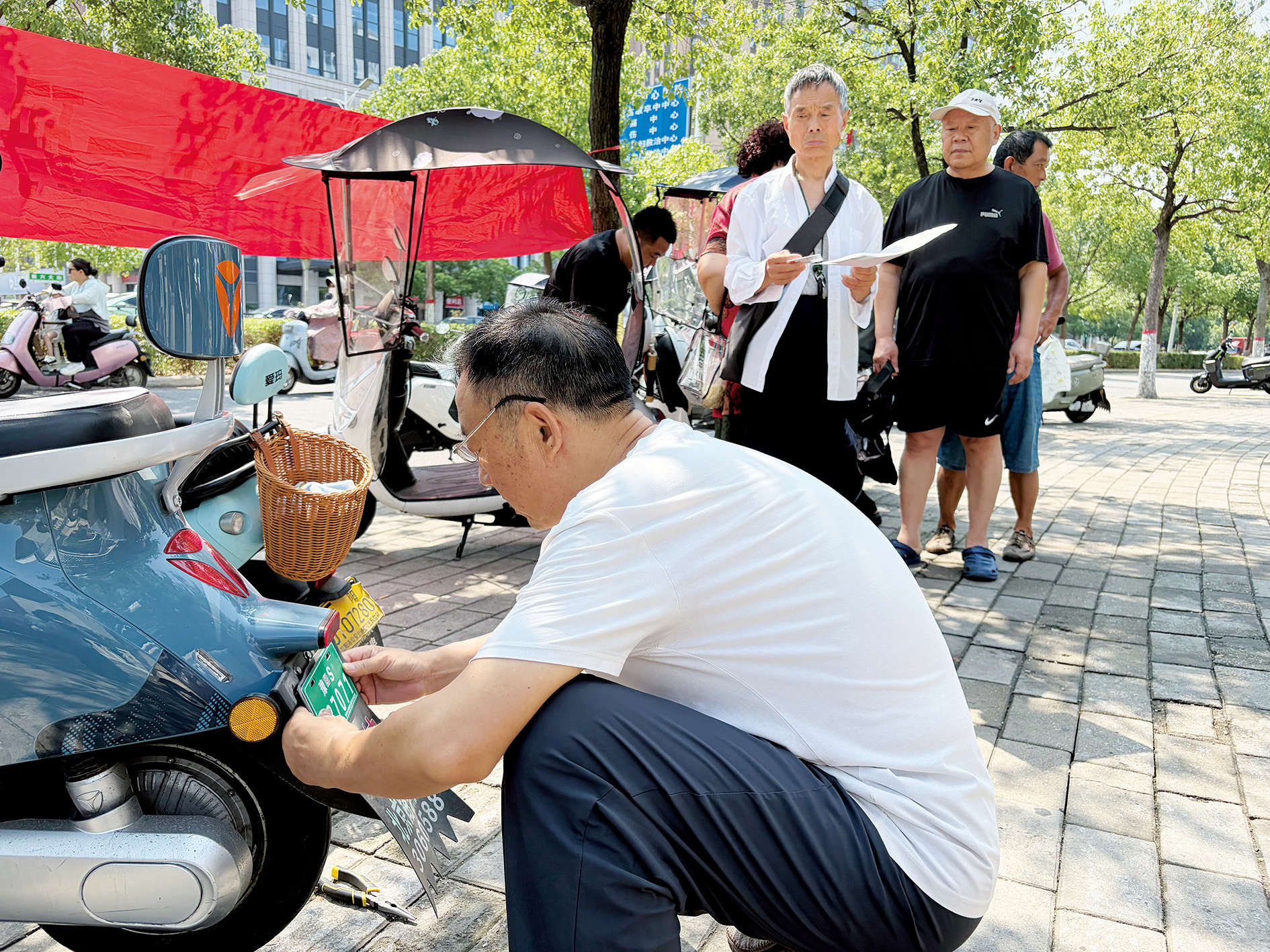 我市启动电动车“一车一码”编码登记工作
