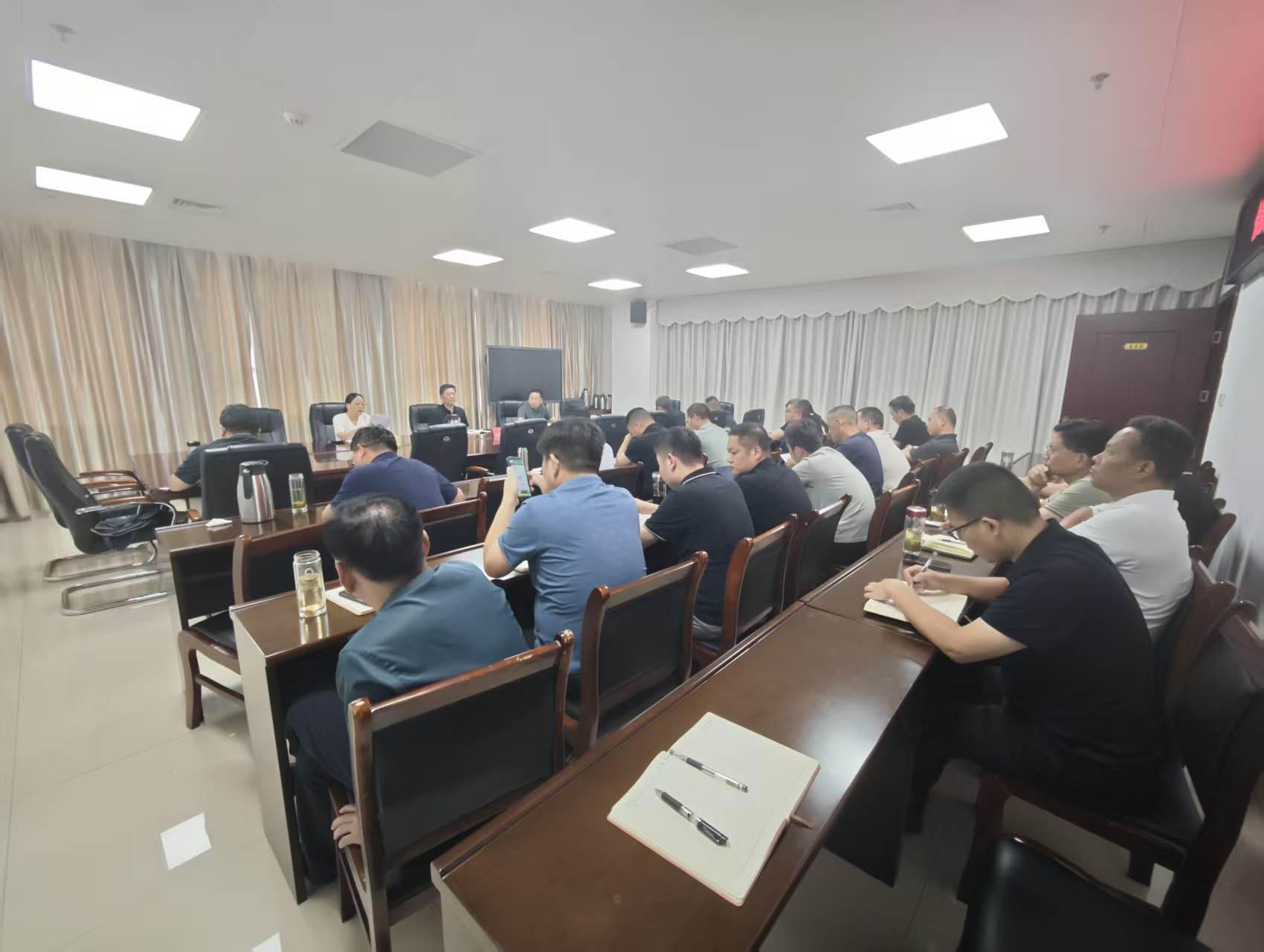 涉农项目统筹谋划推进工作会召开